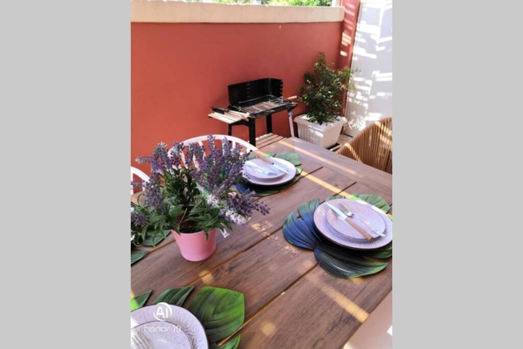 Villa Lefko'S House- Contemporary, Fully Renovated House Kassiopi Esterno foto